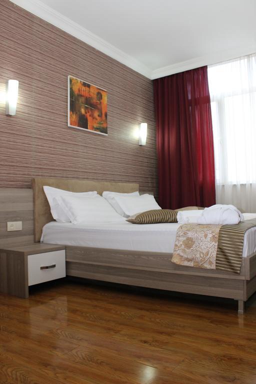 Hotel Vanilla Batumi Cameră foto